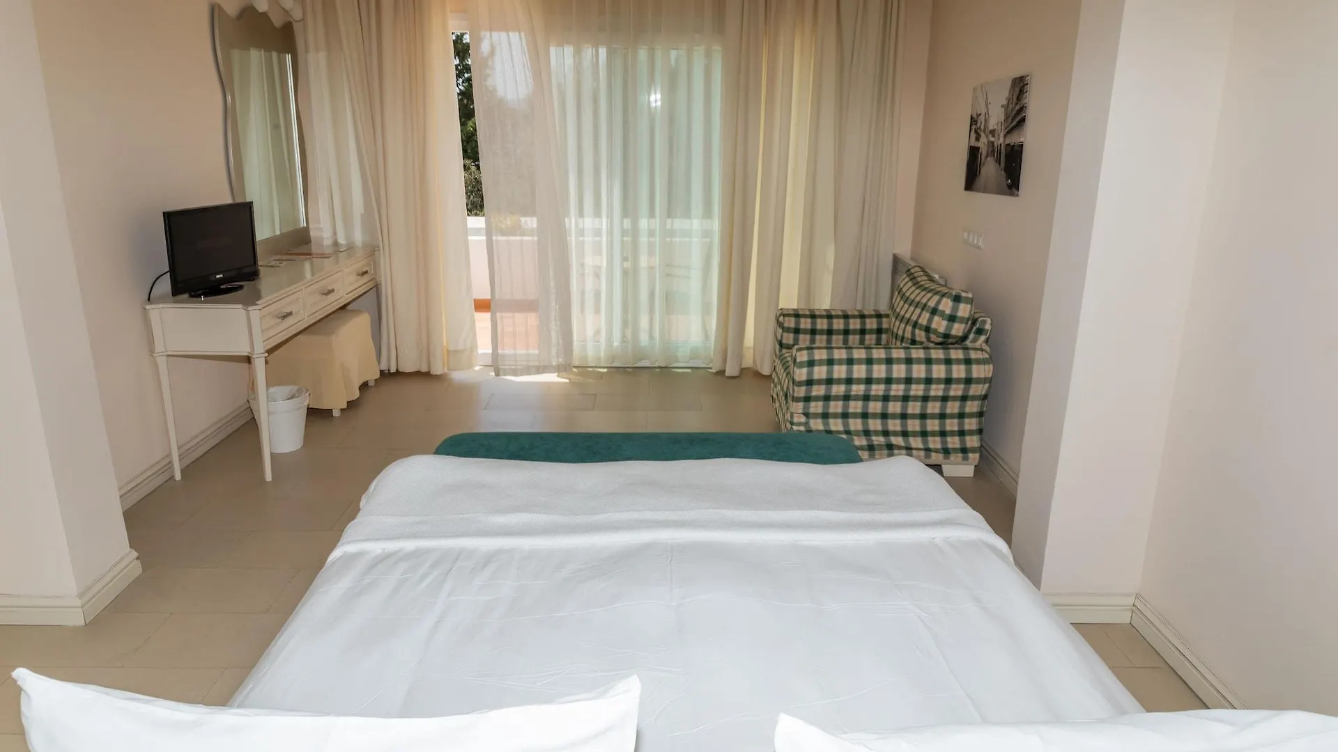 Manastir Hotel & Suites Bodrum