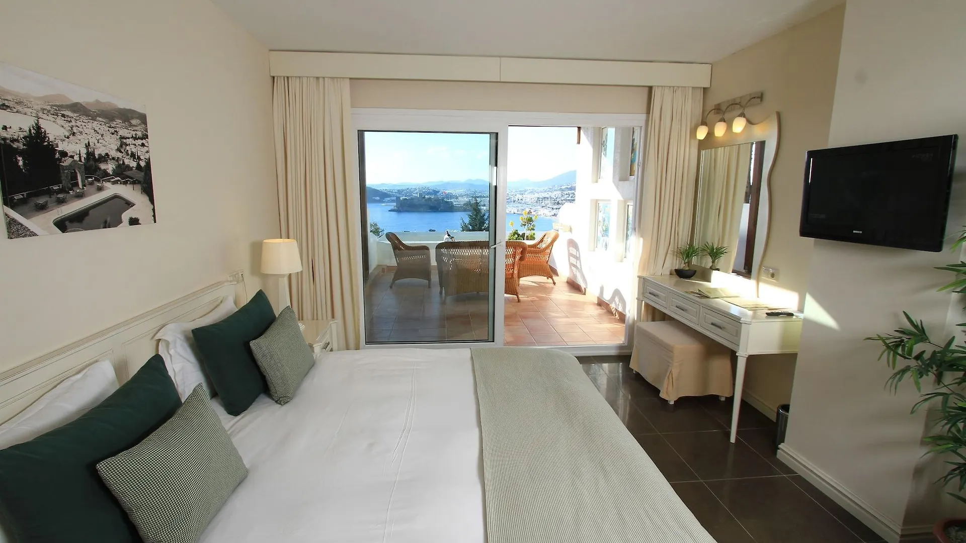 Manastir Hotel & Suites Bodrum