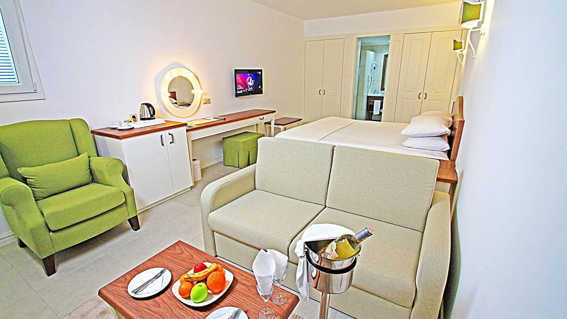 Manastir Hotel & Suites Bodrum