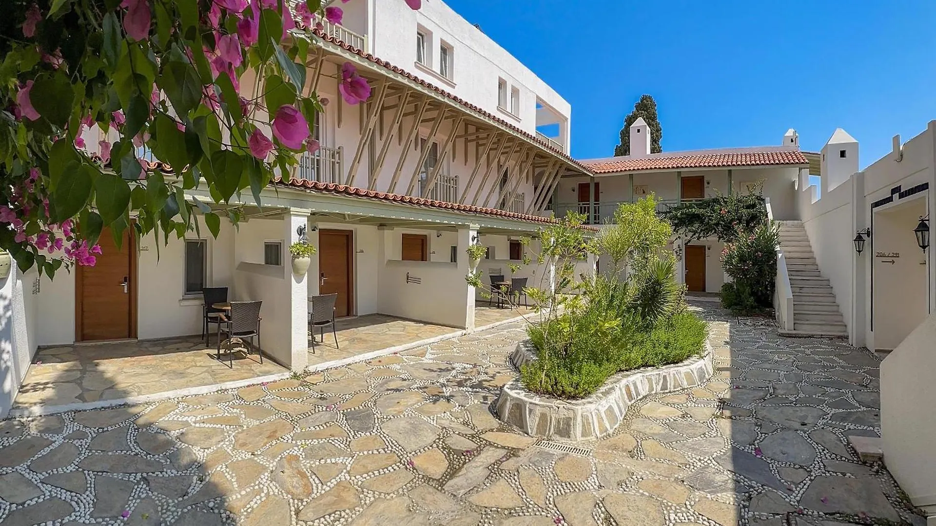 Manastir Hotel & Suites Bodrum