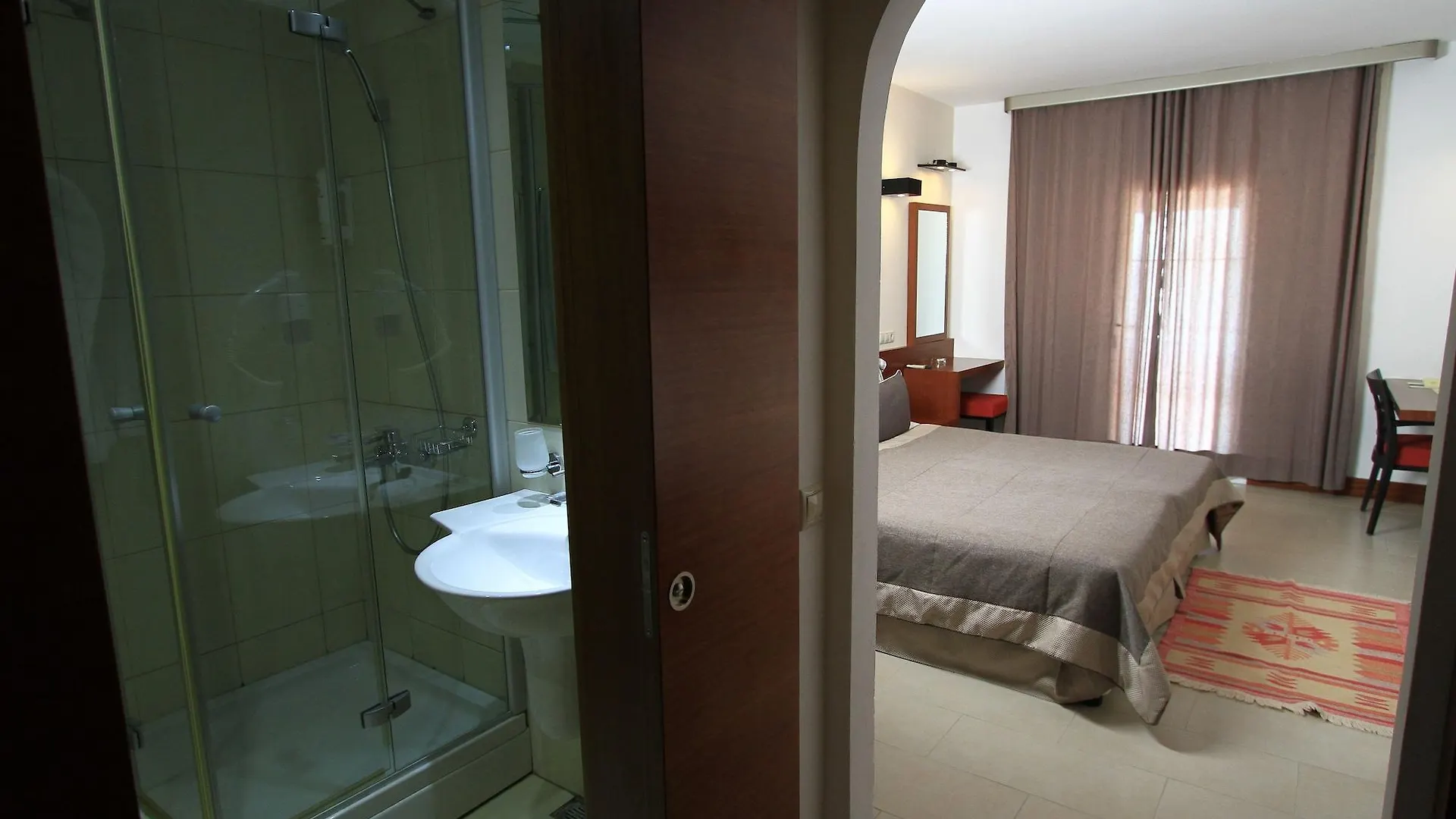 Manastir Hotel & Suites Bodrum